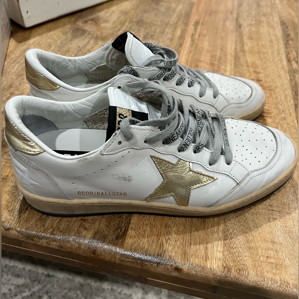 Golden Goose Ball Star Size 39